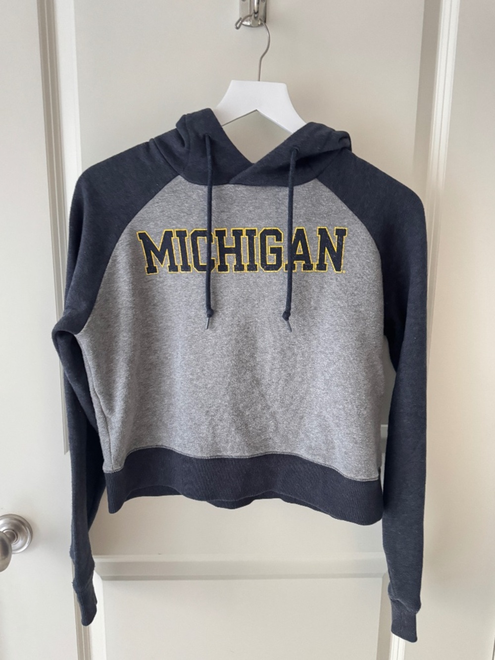 Champion University of Michigan Women's Navy/Gray Cropped Triblend Hoodie